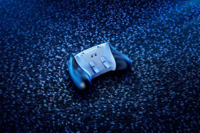 Razer bílý wolverine v2 pro řídicí panel N68T159