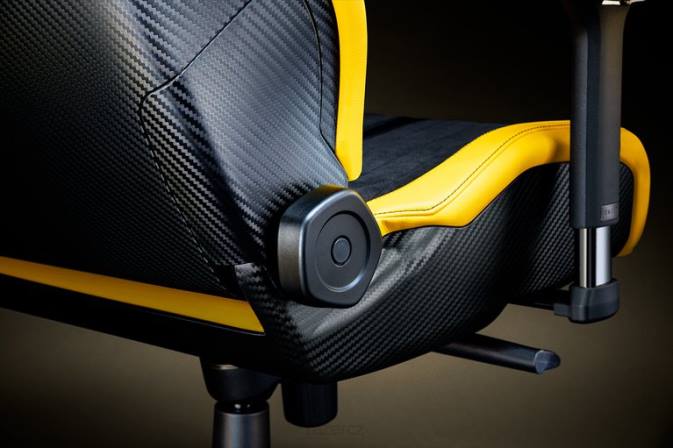Razer jednu barvu enki pro - edice koenigsegg herní židle N68T123