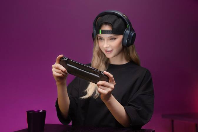 Razer jednu barvu kishi v2 pro iphone mobilní, pohybliví N68T181
